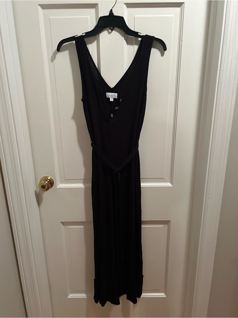 Mud Pie Black Sleeveless V-Neck Jumpsuit with Waist Tie Size S